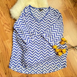 Kiara - Blue and White Chevron V-neck Tunic Top